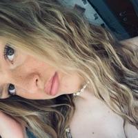 Emelie Ofner
